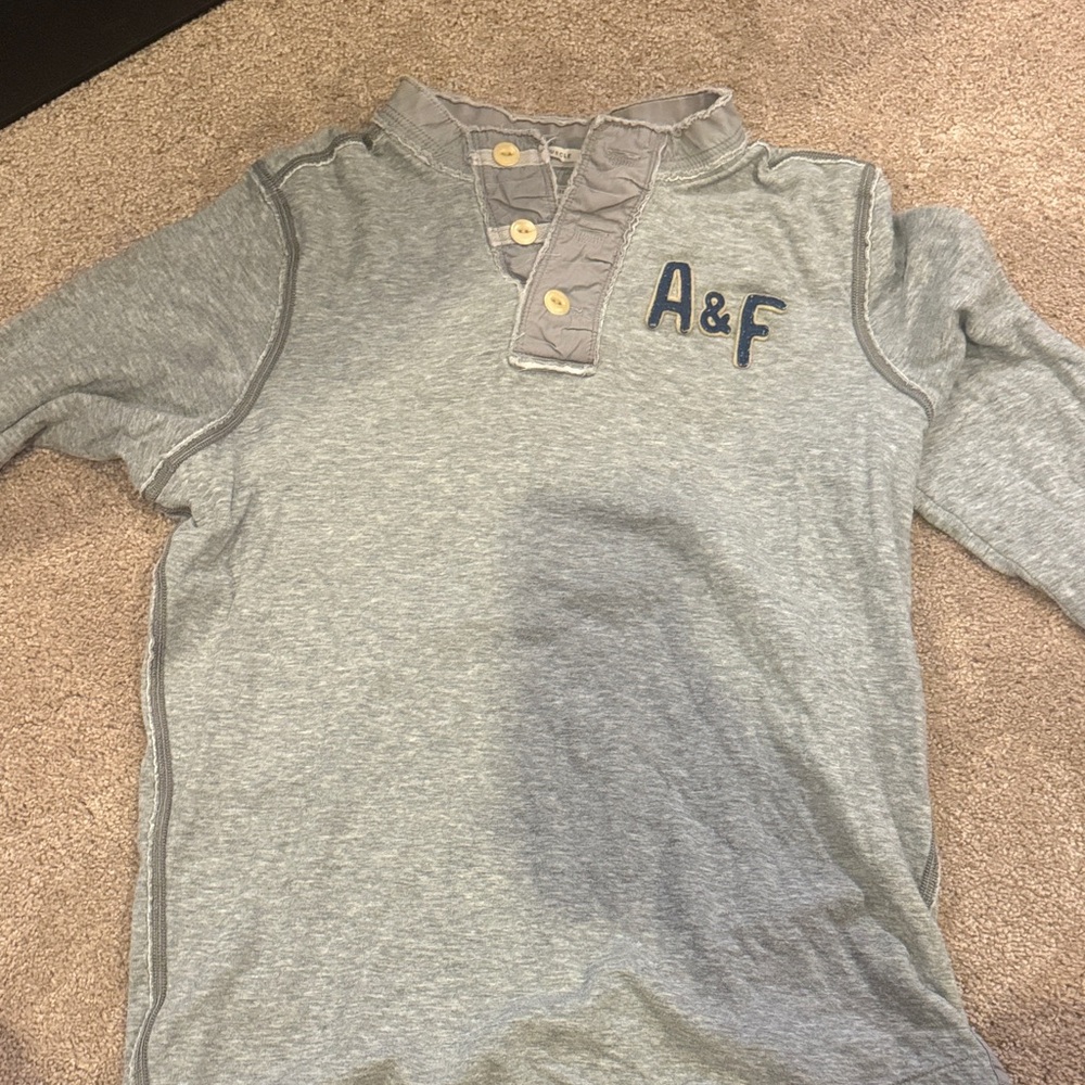 Abercrombie & Fitch Mens Heather Gray Long Sleeve Tee